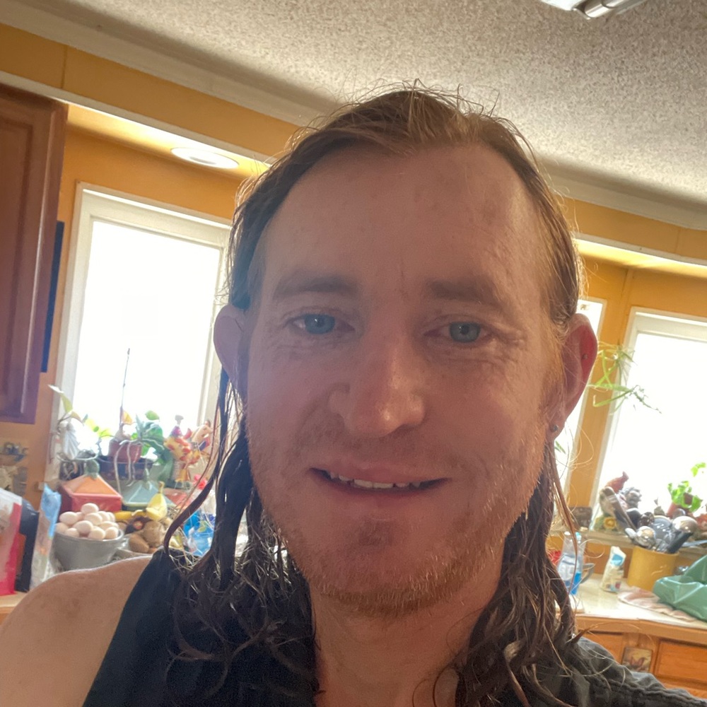 Meet your Posher, Dustin